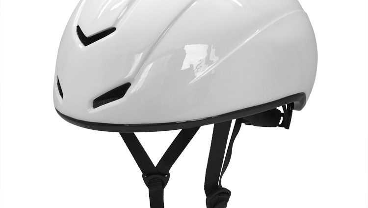 2018 new design ski helmet