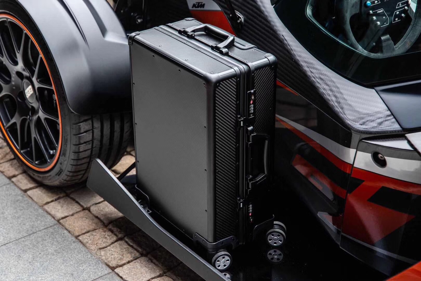 carbon fiber suitcase